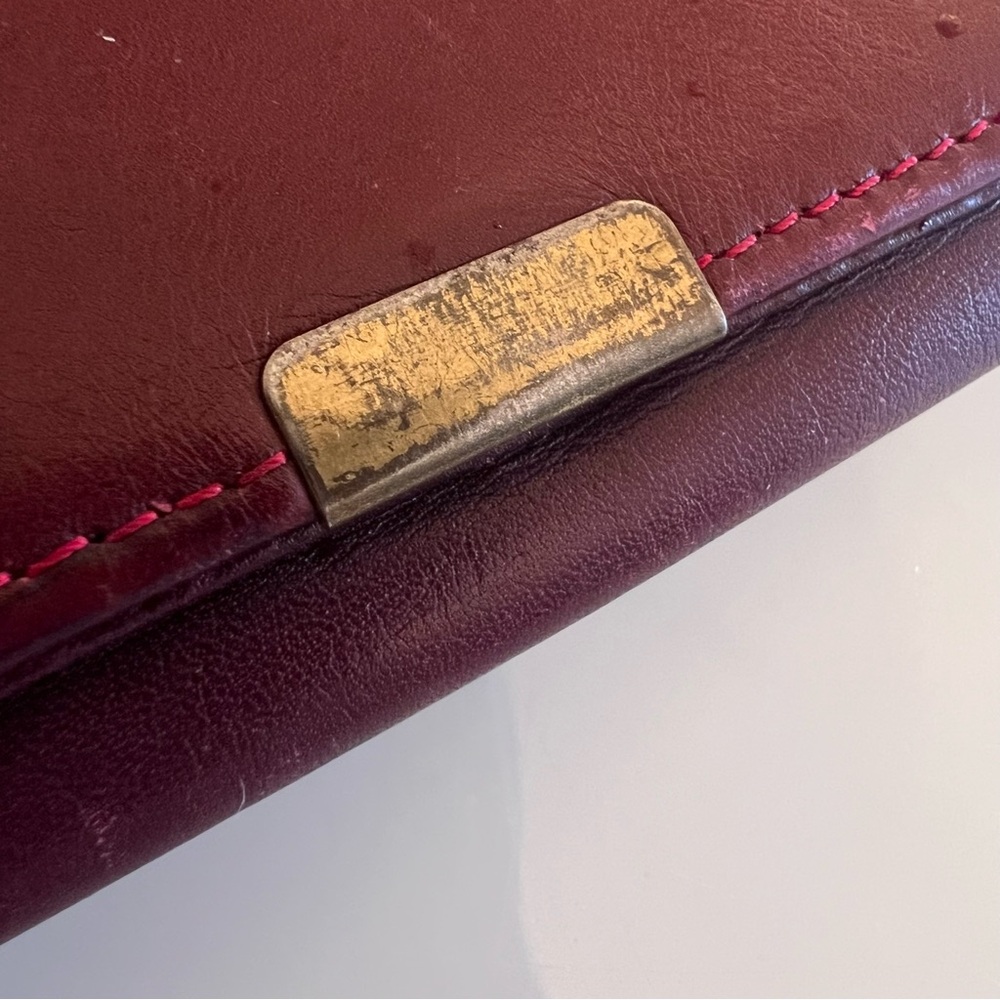 GUCCI Vintage Burgundy Leather Envelope Wallet Clutch Gold Logo - Picture 13 of 15